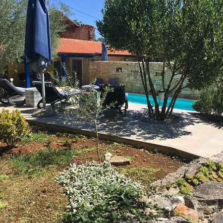 Ava1 With Pool & Ava2 With Whirlpool Baderna