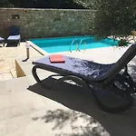 House 1holiday Ava1 With Pool & House 2 Ava2 With Whirlpool
