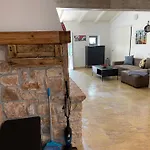 Dom wakacyjny House 1holiday Ava1 With Pool & House 2 Ava2 With Whirlpool Baderna