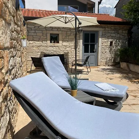 Vakantiehuis Ava1 With Pool & Ava2 With Whirlpool *